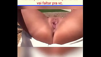 Preview 4 of Local Siixy Videos - Novinha brincando e mostrando a buceta