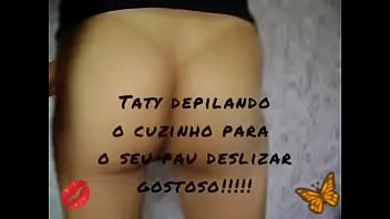 Preview 1 of Dance And Striptease - Taty depilando o cuzinho para o seu pau deslizar gostoso!