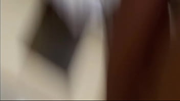 Preview 4 of 18 Young D - comiendo verga de un solo golpe