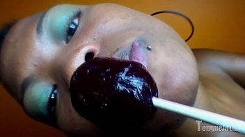Preview 3 of Dwonload Video Porno Play - Breanna Under My Tongue