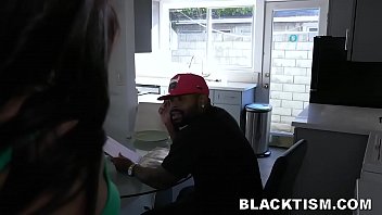 Preview 2 of Hetero Bebado Dando Cu Pra Gay - Curious Teen Fucks Boyfriends BBC Buddy