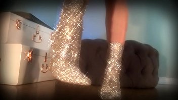 Preview 1 of Danny Daniels Hd - Sparkles Tease - Holiday Boot Goddess