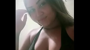 Preview 1 of Vanesa Restrepo - Safadinha que gosta de se aparecer