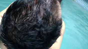 Preview 3 of Dani Duils - Bianca n&atilde_o perde a oportunidade de da o cu para um macho  na piscina .veja mais em xv red