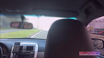 Preview 1 of 20 Years Hold - Kellenzinha se exibe para deixar o motorista do Uber nervoso