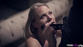 Preview 2 of Vidio Bogep Umur 17 Perawan - Lisey Sweet loves grinding her pussy on top of a massive man meat and cums so much on top it