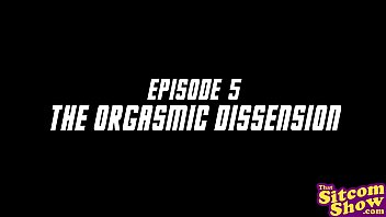 Preview 1 of Akak Tudung Hijau - Big Bang - Leonards Pissed And Sheldon Creampies Penny