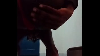 Preview 1 of India Bhai Dd - Cdzinha brincando com plug. 1&deg_video