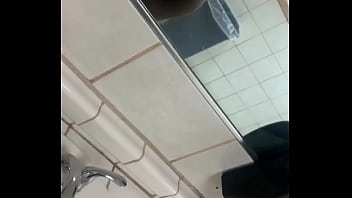 Preview 3 of Dr Lomp Game - Public restroom
