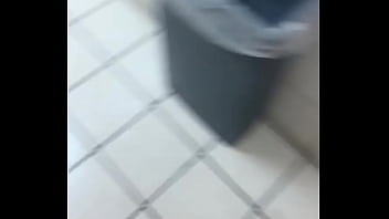 Preview 4 of Dr Lomp Game - Public restroom