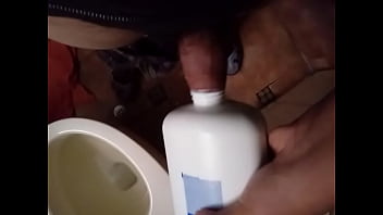 Preview 3 of Nwwl Xxx Wrestling - Mi penesito no cabe en mi shampu pero me vengo dentro