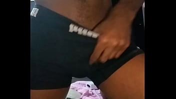 Preview 1 of Amatuer Small Cutie Butt - Pau grande
