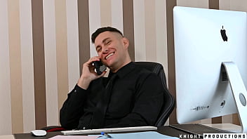 Preview 1 of Filme Beeg Anmil - Karina King The Naughty Secretary
