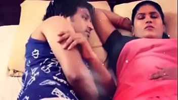 Preview 1 of Big Sexs Fuck White - सेक्स की पर भाभी जी को संतुष्ट नहीं कर पाया