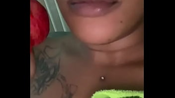 Preview 4 of Lelu Phoningget - T&eacute_r&eacute_sa &Eacute_lisa Angola girl