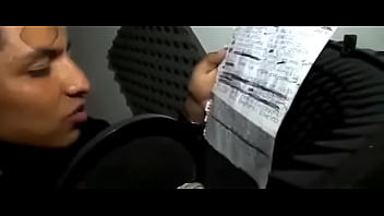 Preview 3 of Teen Girls Locked By Man - Cancion de Amor al ano