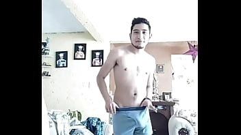 Preview 1 of Using Cundom - bailecito caliente