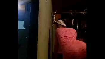 Preview 3 of Priynka Copda - Flaca Prostituta Meneando