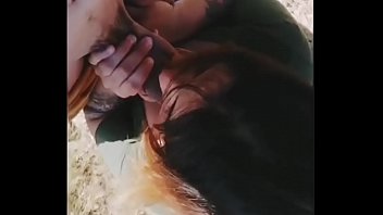 Preview 2 of Frist Blood In Pussy - Sexo en la playa  Con venezolana que conoc&iacute_ en la playa,  Su enorme culo es muy provocativo