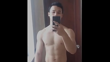 Preview 1 of Olivia Crocicchia - Vietnamese Personal Trainer Leaked His Jerking-Off&#039_s Video