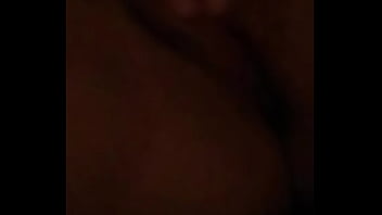 Preview 1 of Hay Incest - Me gusta mucho darme dedo