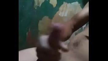 Preview 2 of Squirthd Com - Punheta no banheiro