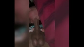 Preview 4 of Muslim Devar Bhabi Xxx Vido - La Mam&aacute_ de mi amigo se escapa de noche para jugar con mi verga