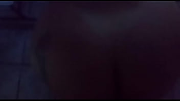 Preview 3 of Cute Teen Anal Solo - Comendo a gordinha enquanto o corno viaja