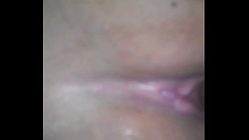 Preview 4 of Naughty Bride - Arrimando la verga a chica caliente