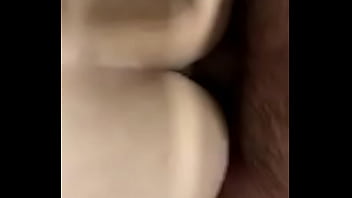 Preview 2 of Painful First Time Anal Asain - Fodendo no banheiro do hotel
