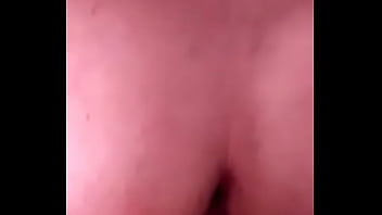 Preview 2 of First Time Girl Xxx Tinysex - Rebolando no Marido