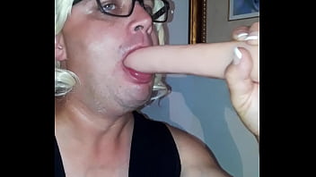 Preview 2 of 3d Pron Game - take that dildo to the throat