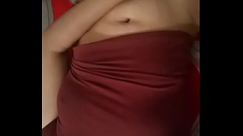 Preview 3 of Two Lesbianskiss - Me masturbo para mi novio