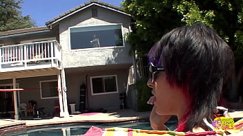 Preview 1 of Mein Erstes Fisting - The experienced lesbian watched a sexy punk girl sunbathing so she touched her big nipples