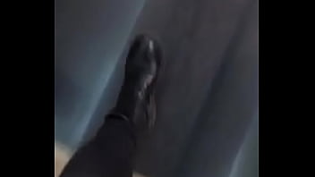 Preview 1 of Discovery Xxx Video - Eu gozando e mijando na parada do Graal (Parte 1 d.)