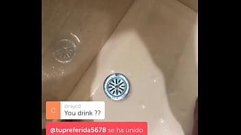 Preview 4 of Taxi Agent Porn - Meando en la ducha,  periscope.