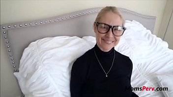 Preview 3 of Zweet Sinner - step Son Crushes On His Blonde Busty - Sarah Vandella