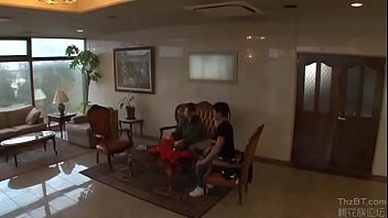 Preview 1 of Sex Raja Azura - Chẳng Mấy Khi Ngủ Với Chung Với D&Igrave_