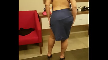 Preview 2 of Milf And Younger Lesbian - Susana la viuda negra de Atlixco Puebla apunt&oacute_ de ser cogida (video robado de su cel)
