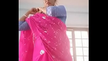 Preview 1 of Asian Molested In Taxi - Swathi naidu latest videos while shooting dress change part -2