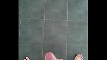 Preview 1 of Veronica Lindsay - Huge amateur cumshot