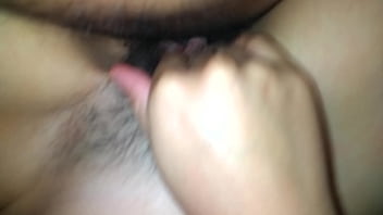 Preview 4 of Vidous Com - Mi esposa se viene mientras me la cojo por el culo. Me pide que no se la saque