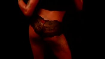 Preview 1 of Colby Feet - Queenie Twerking