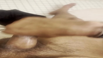 Preview 3 of Moma Lirn Do - PosteDOakFoxxyV - getting my cock slapped - Nov 10,  2024