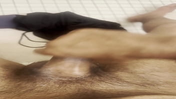 Preview 1 of Moma Lirn Do - PosteDOakFoxxyV - getting my cock slapped - Nov 10,  2024