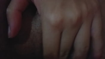 Preview 2 of Sxxxxxxx Mom Budi Hd - Extra&ntilde_o a mi verga y me mando dedo