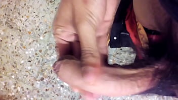 Preview 1 of Xxxx Grf Video - masturb&aacute_cion en el ba&ntilde_o