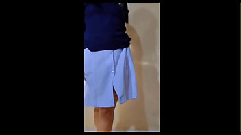 Preview 1 of Dolls - Latina caliente cachonda tomada por su cu&ntilde_ada y cogida con ricura para follarsela en trio con su novio sexo anal 18yo