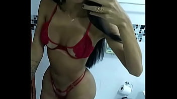 Preview 2 of Father And Sister Sixcy Video - Fl&aacute_via Alves Balan&ccedil_ando O Bumbum
