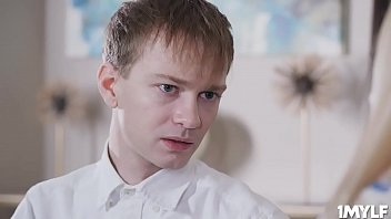Preview 1 of Tetek Besar Pepek Besar - Tutor Alex is the perfect guy to  insiminate Milf Kennedy